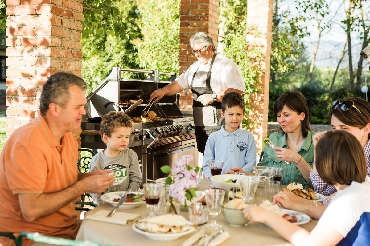 Gasgrill für die ganze Familie: Napoleon Prestige Pro