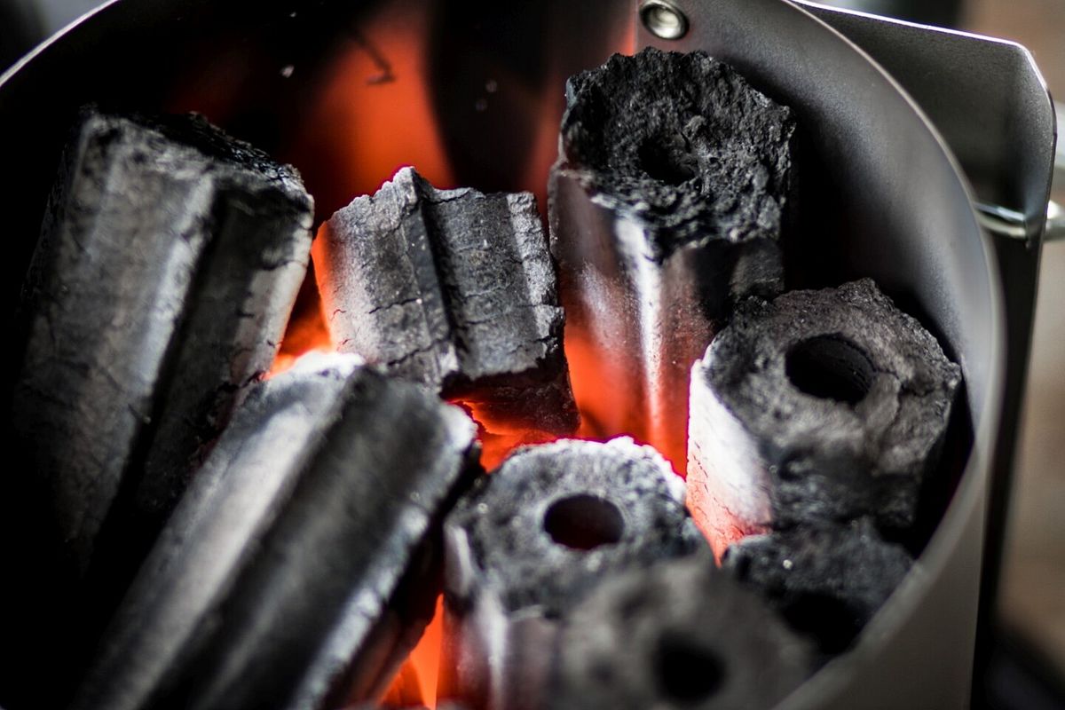 Die EuroBBQ Holzkohlebriketts nach 15 Minuten