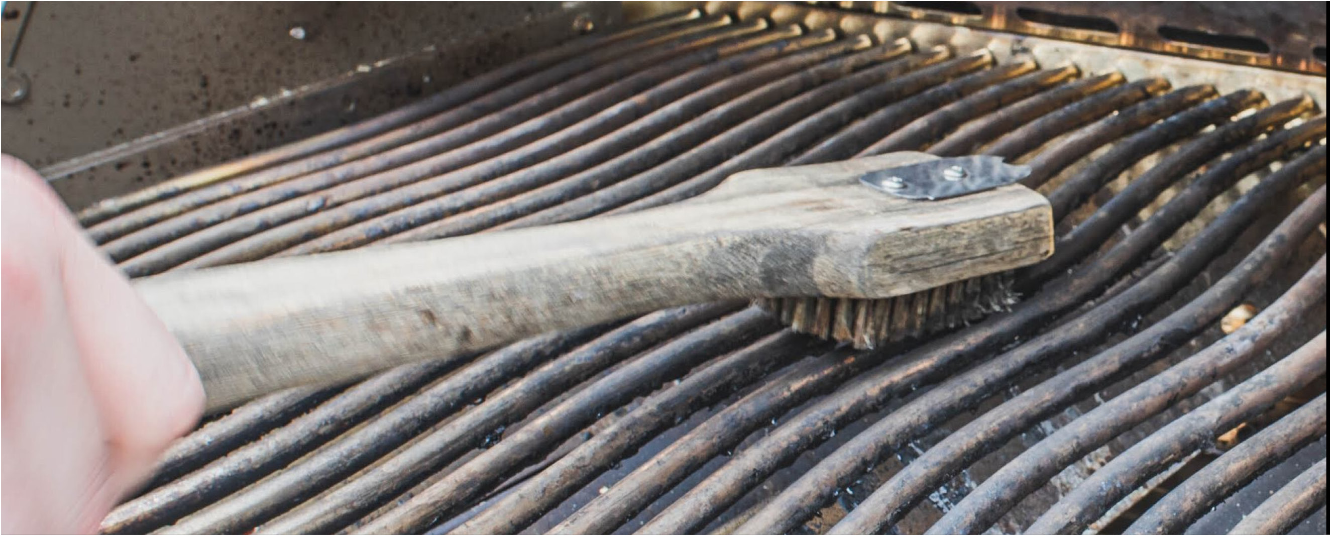 Mühelose Grillrostreinigung