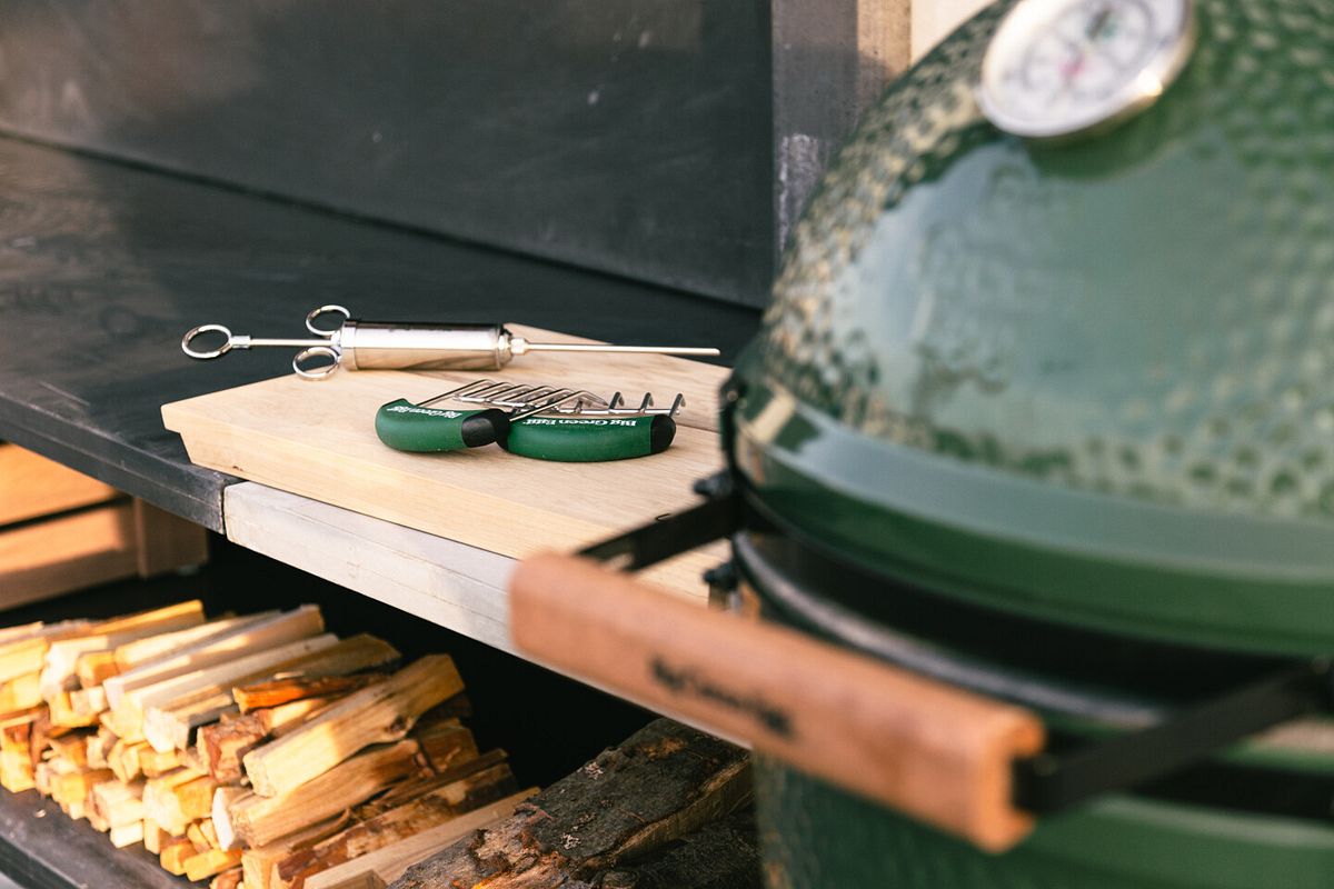Grillzubehör: Fleischkrallen und Flavour Injector von Big Green Egg