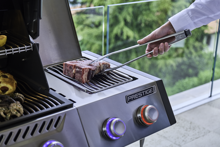 Napoleon Prestige PRO 665, Connected, Edelstahl, inkl. Drehspieß