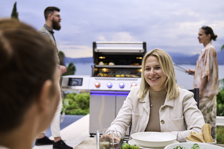 Napoleon Prestige PRO 500, Connected, Edelstahl, inkl. Drehspieß