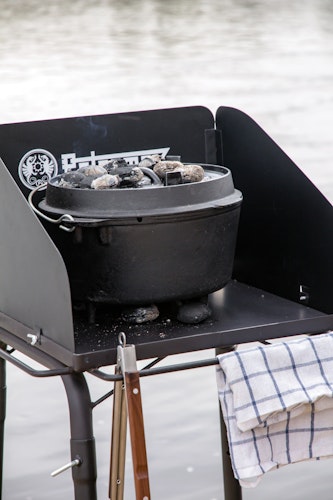 Petromax Feuertopf Tisch
