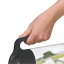 Vorschaubild WMF Nuro Wasserkaraffe mit Griff, 1 l, schwarz