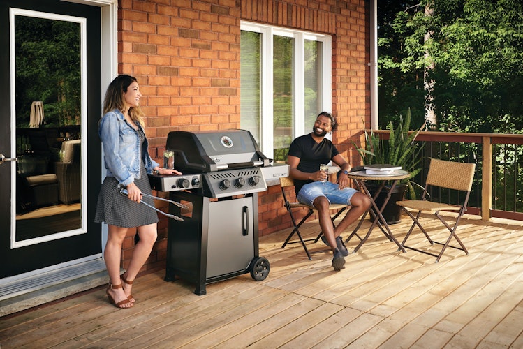 NAPOLEON Gasgrill FREESTYLE 365, 3 Hauptbrenner, SIZZLE ZONE Seitenbrenner und Tür, Graphit - Modell 2024