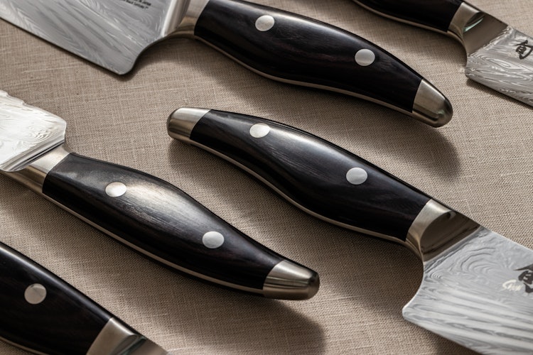 KAI Brotmesser SHUN NAGARE BLACK 9" (23,0 cm)
