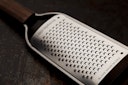 Vorschaubild Microplane Reibe Grob MASTER Walnussholz