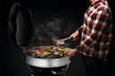 Vorschaubild NAPOLEON Holzkohlegrill PRO Ø57 cm - Modell 2024