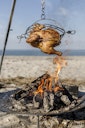 Vorschaubild Petromax Geflügel-Grillkorb mit Kette und Haken