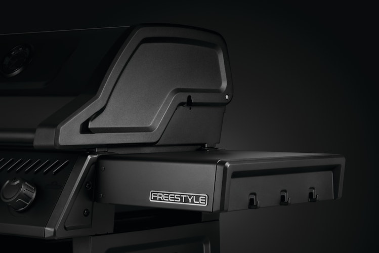 NAPOLEON Gasgrill PHANTOM FREESTYLE 425, mit Edelstahl Rosten und Tür, Satinschwarz