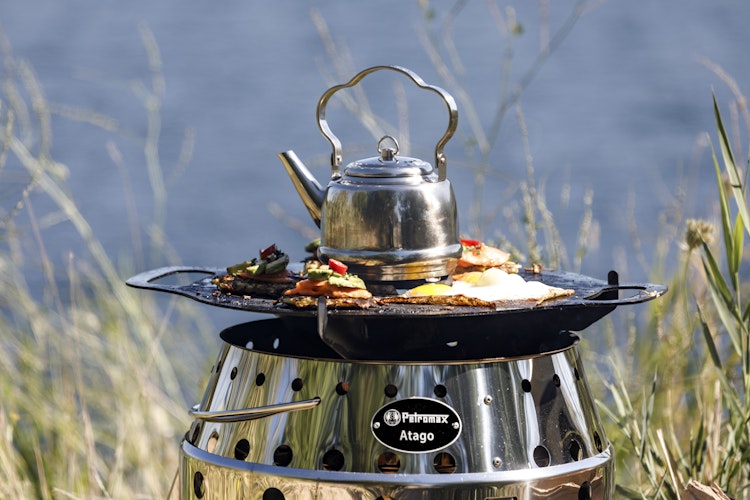 Petromax Kochaufsatz für Atago Grillplatte Petromax Kochaufsatz für Atago Grillplatte