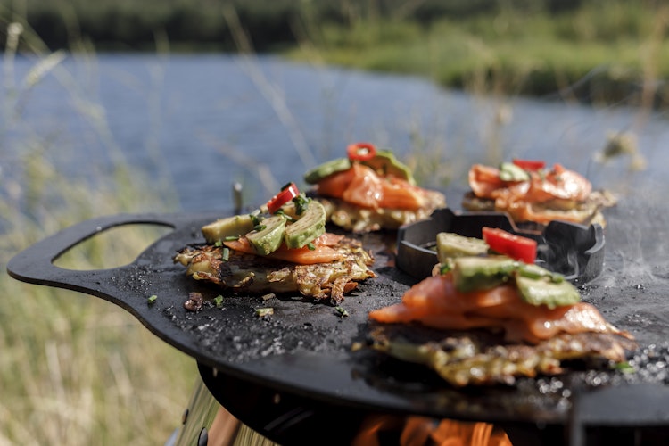 Petromax Kochaufsatz für Atago Grillplatte Petromax Kochaufsatz für Atago Grillplatte