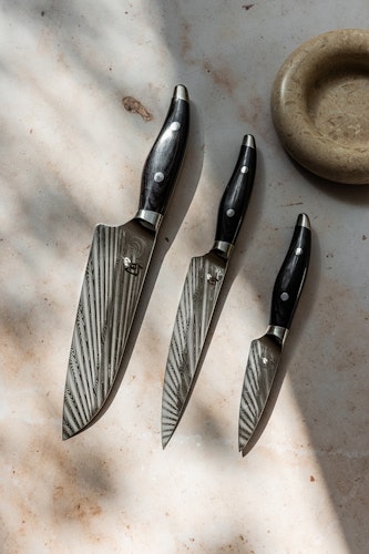 KAI Brotmesser SHUN NAGARE BLACK 9" (23,0 cm)
