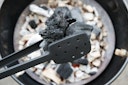Vorschaubild Outdoorchef Holzkohlezange