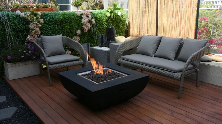 Gardenforma Gas Feuerstelle Itasy, Beton-Optik schwarz, aus Faserbeton Gardenforma Gas Feuerstelle Itasy, Beton-Optik schwarz, aus Faserbeton